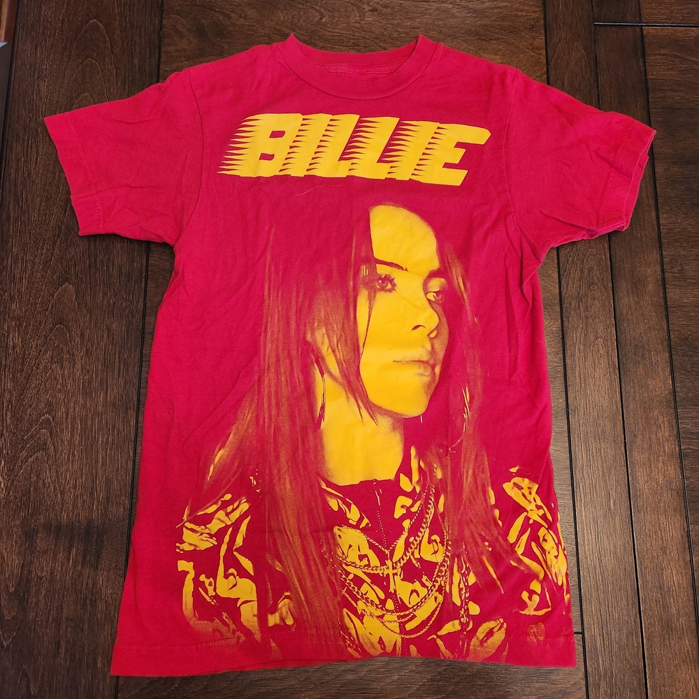 Billie Eilish Red Graphic T-Shirt Xs
